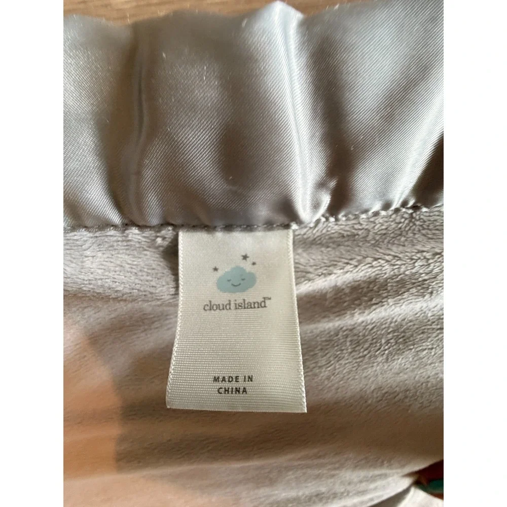 CLOUD ISLAND Baby Blanket Gray Plush Faux Fur Satin Trim Border Stroller 39